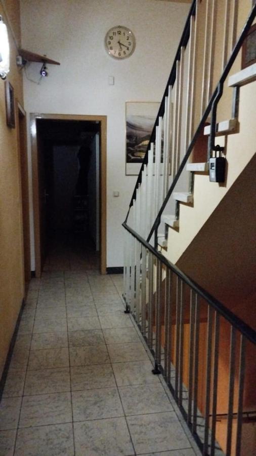 Kleine Unterkunft In Stuttgart-Muenchfeldアパートメント エクステリア 写真